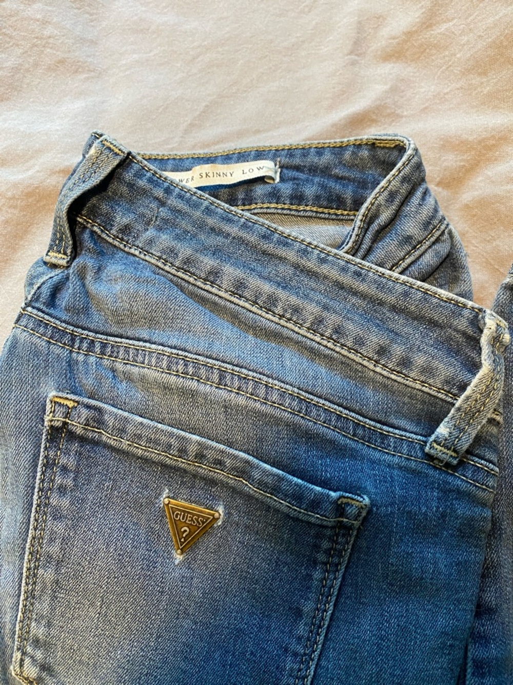 Guess Medium Blue Skinny Low-Rise Women’s Jeans